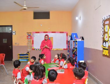 What Makes Cambridge Education Better Than Traditional Systems?